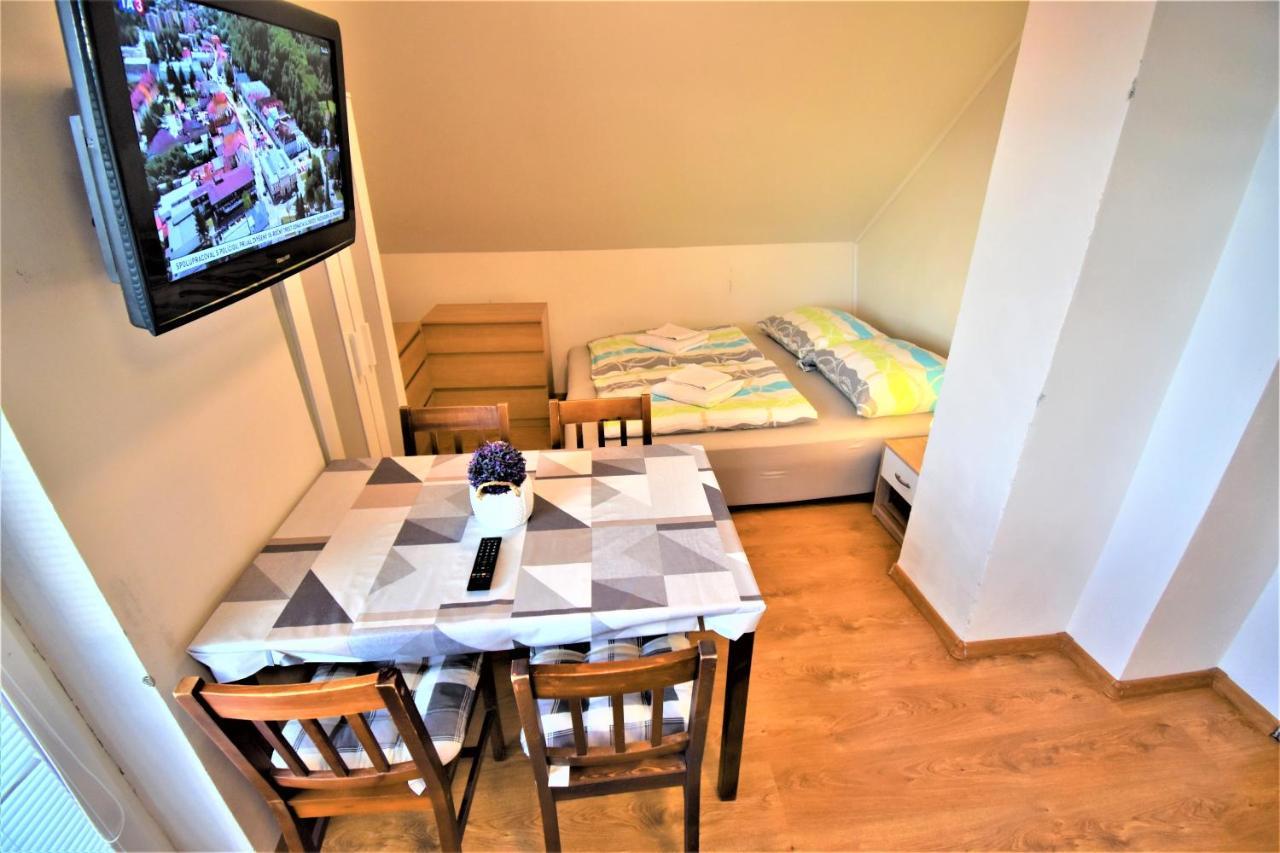 Penzion Privat Siesta Hotel Lipótszentmiklós Kültér fotó
