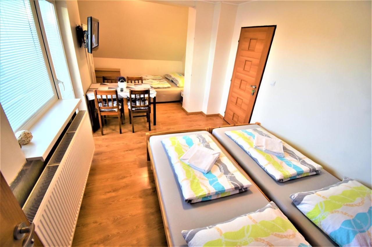 Penzion Privat Siesta Hotel Lipótszentmiklós Kültér fotó