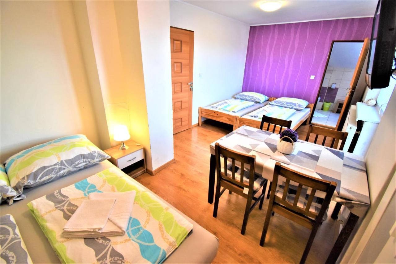 Penzion Privat Siesta Hotel Lipótszentmiklós Kültér fotó