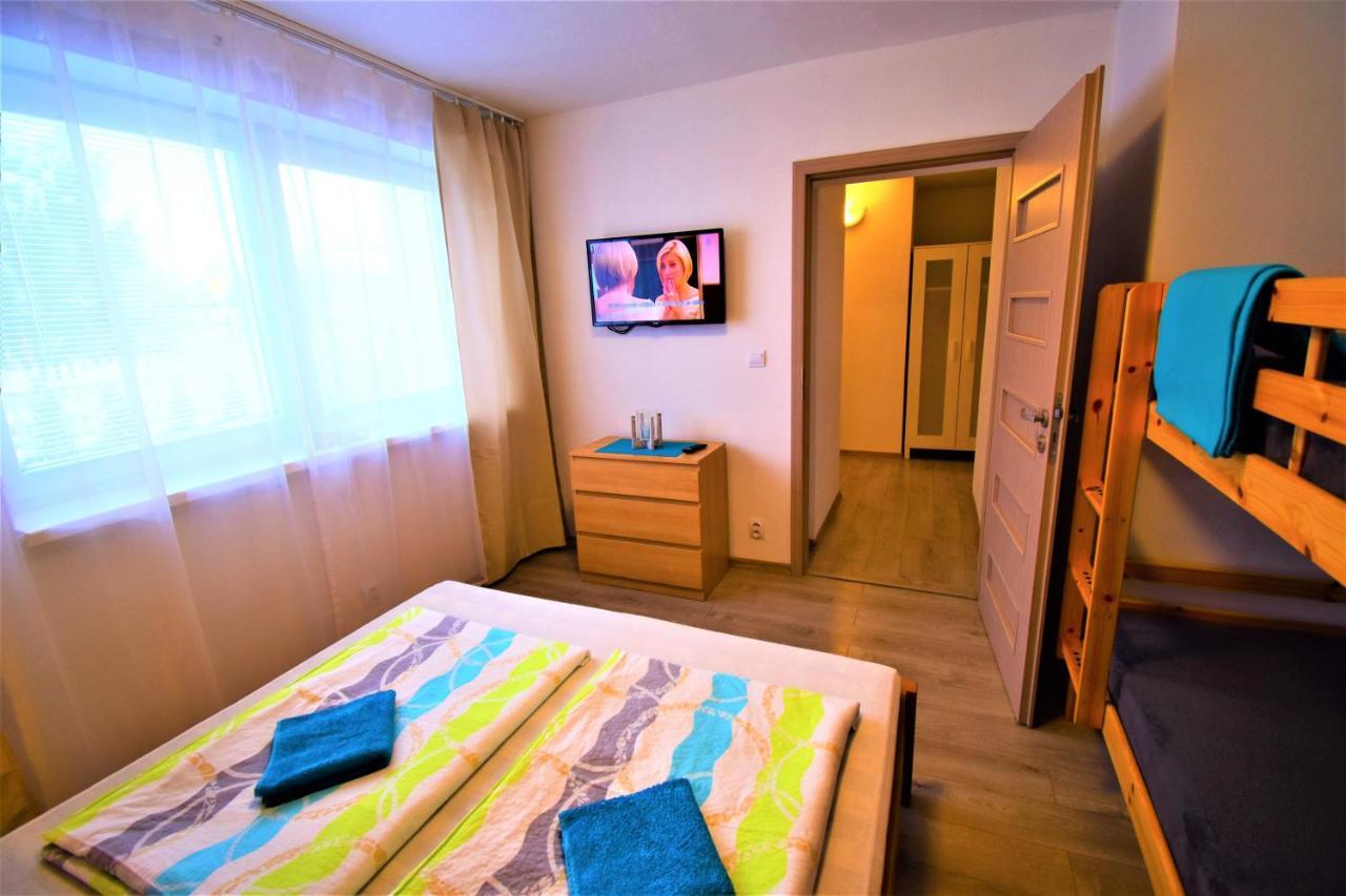 Penzion Privat Siesta Hotel Lipótszentmiklós Kültér fotó