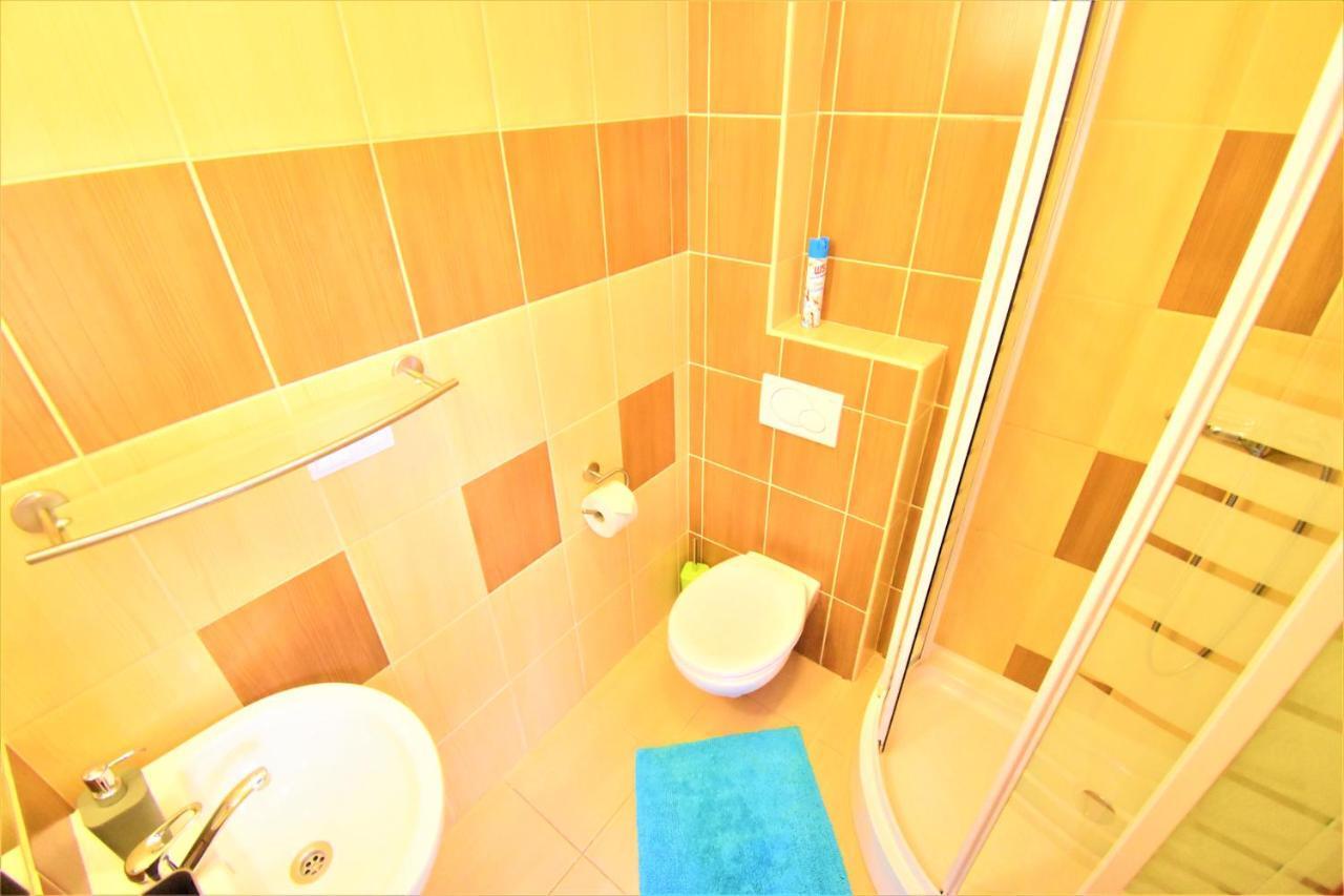 Penzion Privat Siesta Hotel Lipótszentmiklós Kültér fotó