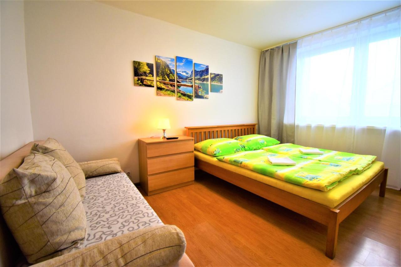 Penzion Privat Siesta Hotel Lipótszentmiklós Kültér fotó